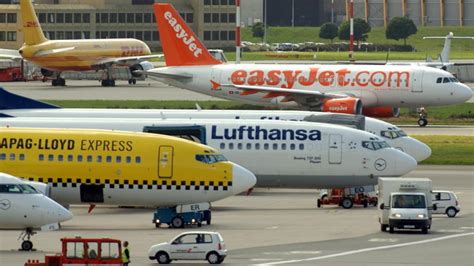 Billig Flieger Easyjet Freut Sich Auf Streik Bei Lufthansa Welt