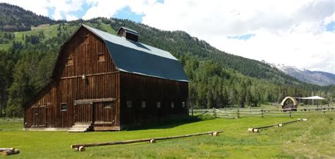 10 Biggest Ranches In Wyoming