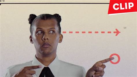 Stromae Lève Son Verre Aux Professions Invisibles Dans Le Clip De