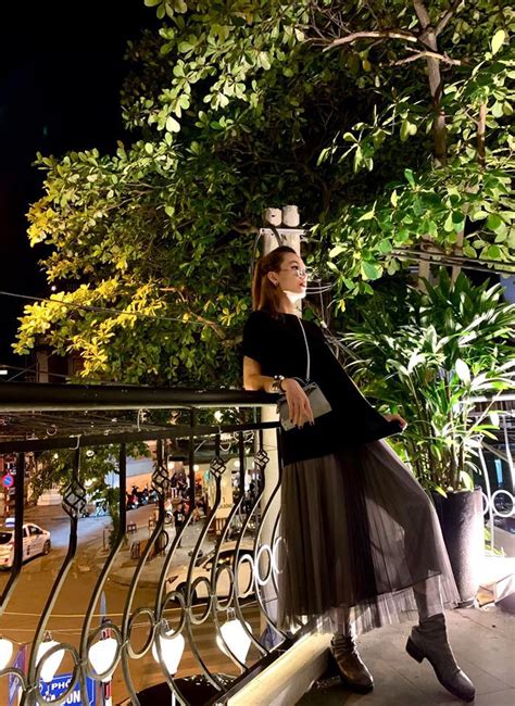 Street style hot mom Meo Meo diện trend bút nhớ dòng chị dâu Bảo Thy khoe dáng nuột dù mới