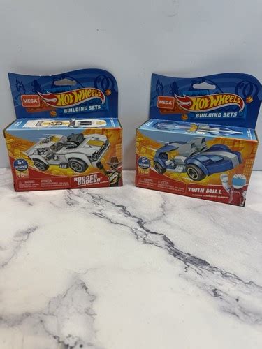 Hot Wheels Mega Roger Dodger Twin Mill Vehicle Building Sets