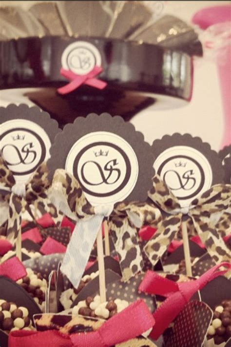 ChacomigoEventos Chá de Lingerie Onça e Pink