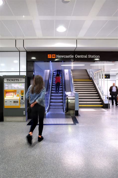 Transit Directions to Monument Metro Station in Newcastle 30