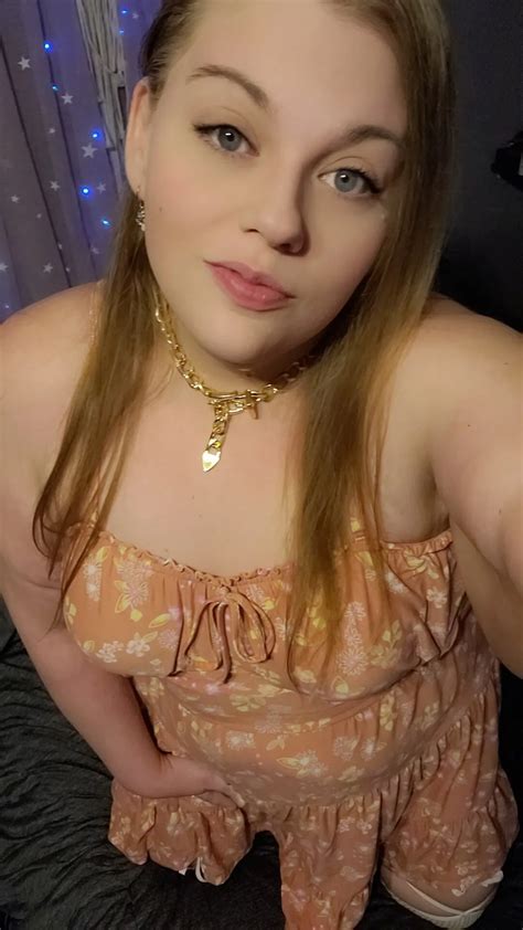 Cute Bbw In Dress And White Fishnet Knee Highs 5 Pics XHamster