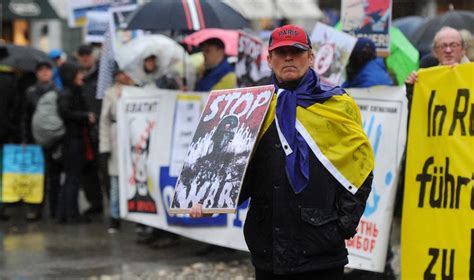Pussy Riot Zu Gast In M Nchen