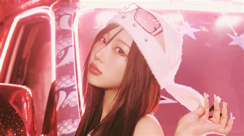 Aespa Giselle Hot Mess K K Wallpaper Iphone Phone