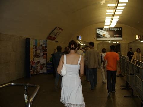 Russian Amateur Girl Upskirt At Moscow Subway Russian Sexy Girls