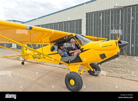 Sport aircraft hi-res stock photography and images - Alamy