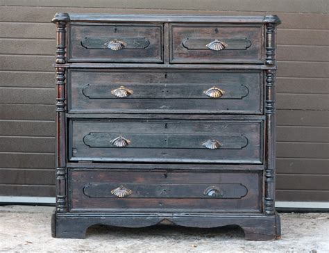 Контора К - Старинный комод, артикул КМ-233