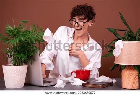 imágenes fotos de stock objetos en D y vectores sobre Hombres sexy gay desnudos videos