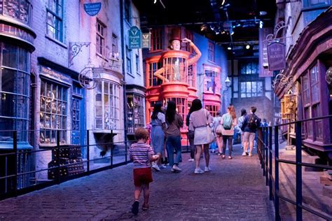 Harry Potter Studio Tour: Tips, Info, & Visitor Guide 2020 • Secret London