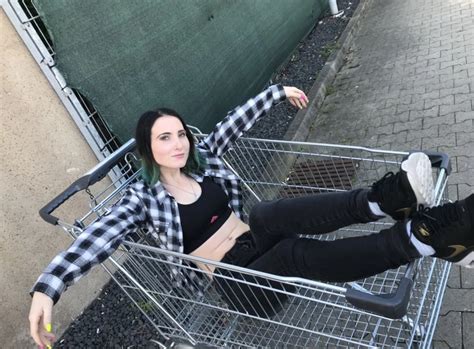 Subtle Private Sexy Pics Lou Nesbit Lia Louise 25 Nude Pics XHamster