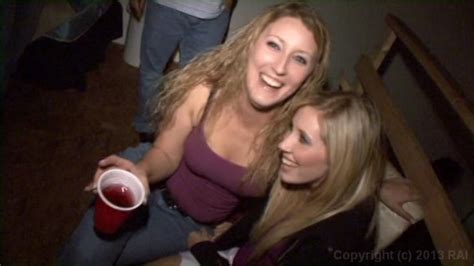 Curvy Body Beauty Gets Good Anal Ride From College Wild Parties 21 2011 By Pink Visual