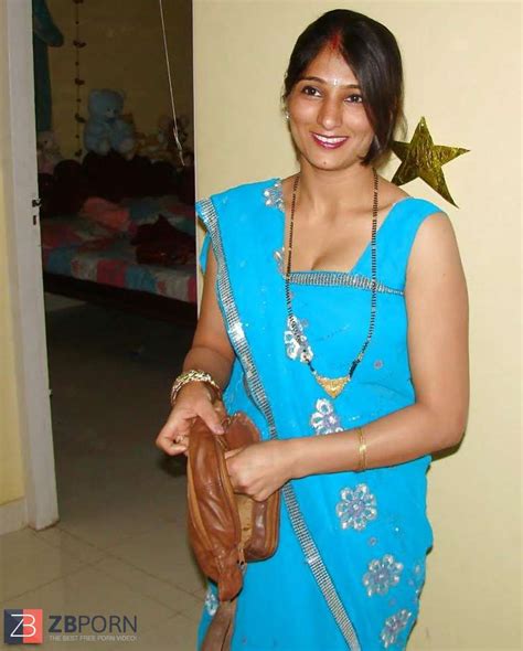 Indian Chicks Blend ZB Porn
