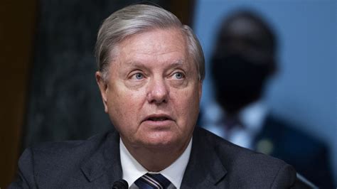 Lindsey Graham says he will vote for Ginsburg's replacement before next ...