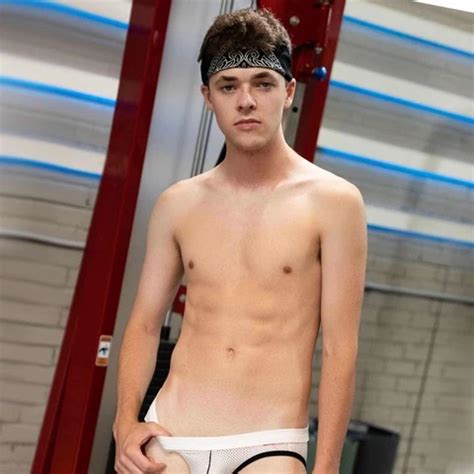 Stars du porno gay de États Unis vidéos porno gay gratuites au format xHamster