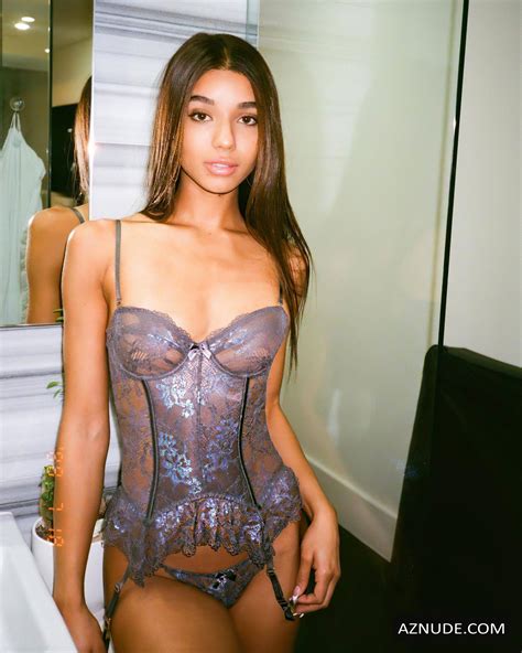 Yovanna Ventura Poses In Lingerie For Savage X Fenty By Rihanna Collection AZNude