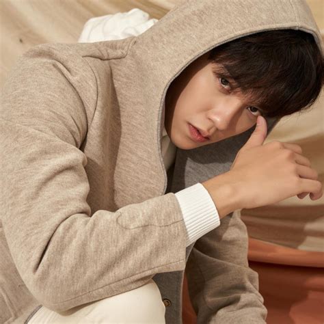 Hot Boy C C D N M Ng Y U M N Nh T N M P B O D N Tr