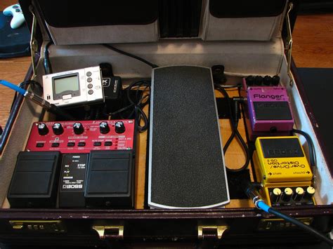 DIY Guitar Pedal Board (Effects Pedal Briefcase) : 3 Steps - Instructables