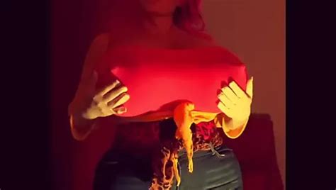 Juggsy Fetish Doll Free Shemale European HD Porn Video 31 XHamster