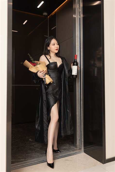 Caviar Fish - Wives' Party - V2PH