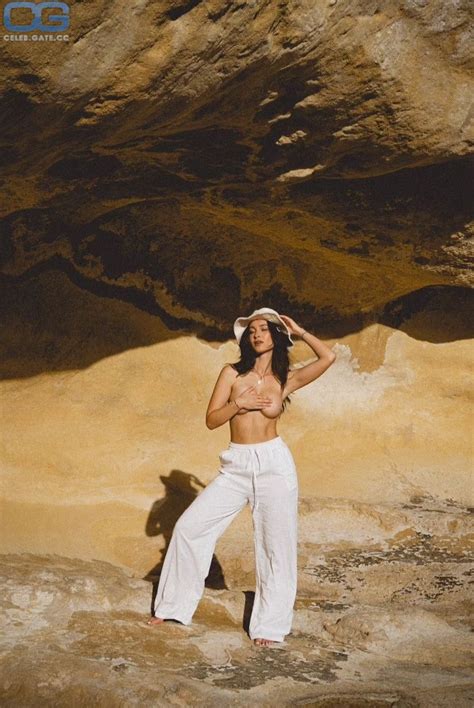 Julia Meck Nude Pictures Photos Playboy Naked Topless Fappening