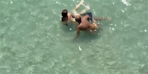 Pussy Licking Inside Water Leads To Sex Tnaflix