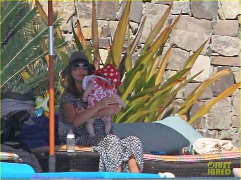 Photo Jessica Alba Bikini Mom In Mexico 08 Photo 2613260 Just Jared Entertainment News