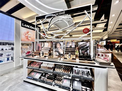 The Lancôme rose finds a home at Heathrow with World Duty Free : Moodie ...