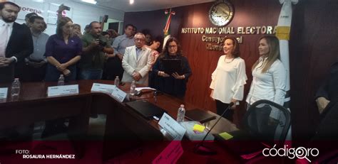 INE entrega constancias de mayoría a senadores electos por Querétaro