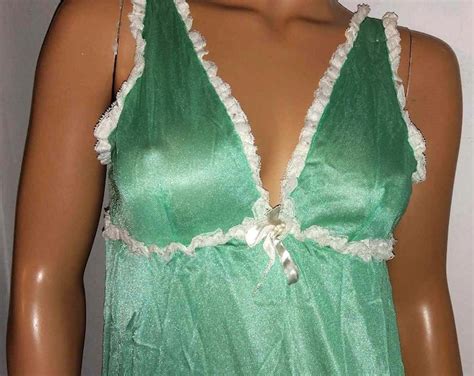 Vintage 80s Lingerie Mint Green Lace Nightgown Nightdress Robe Medium