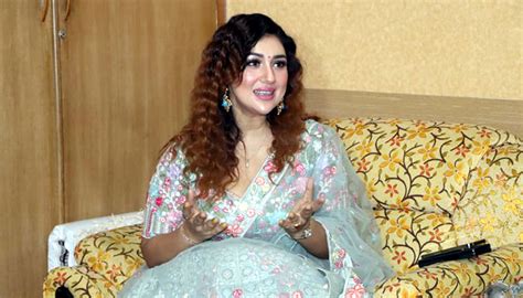 sakiber ma babar kache kshma cezechi stzer sndhane sarakshn