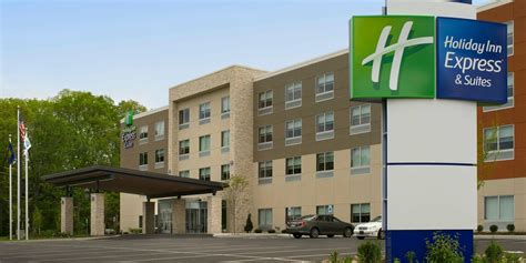 Holiday Inn Express & Suites - Explore Altoona