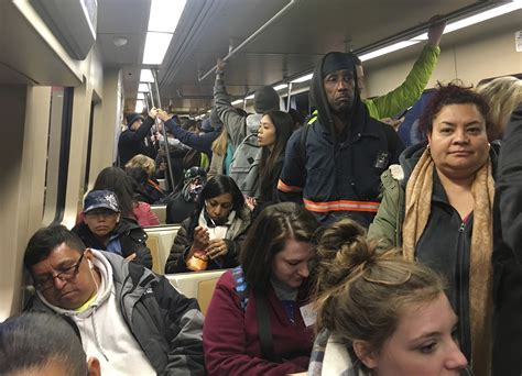 What the latest jubilee line travel times say about city transit