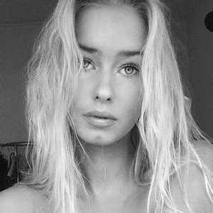 Nikoline Vibe Nicolinedevik Nikolinevibe Nude Onlyfans Fapullo