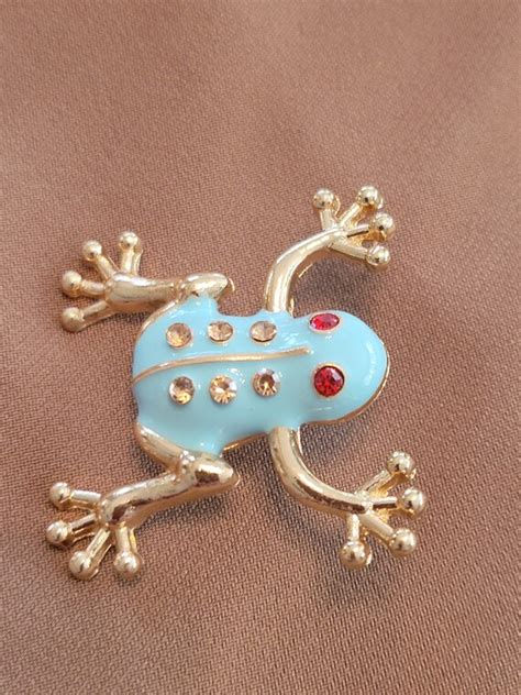 Frog Earrings Gem