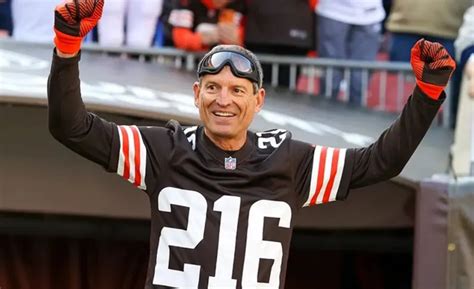 Bernie Kosar Net Worth, Bio, Early Life, Family, Career & More ! The