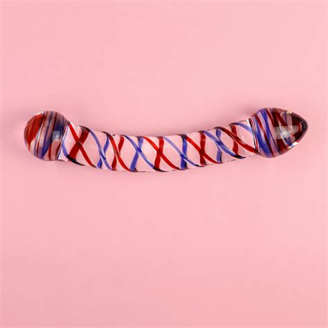 OMG DAS ist der größte Dildo der Welt COSMOPOLITAN