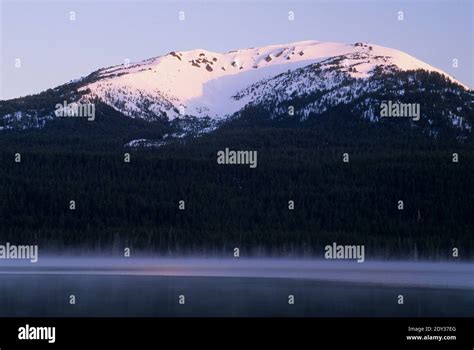 Mt Bailey Morning Above Diamond Lake Rogue Umpqua National Scenic