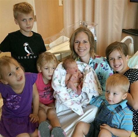 YouTuber once popular for parenting advice arrested for abusing kids