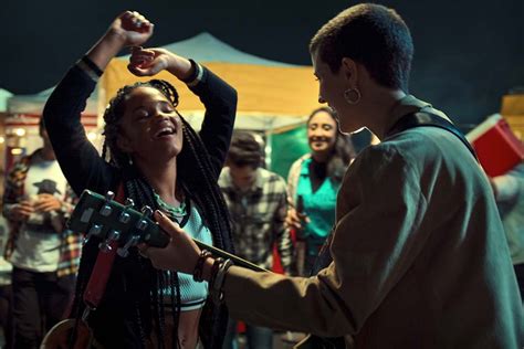 Bruno Fagundes sobre papel gay em série da Netflix Aceitei por isso Metrópoles