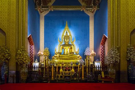 Buddha Statue In Wat Benchamabophit Dusitvanaram, Bangkok Stock Image ...