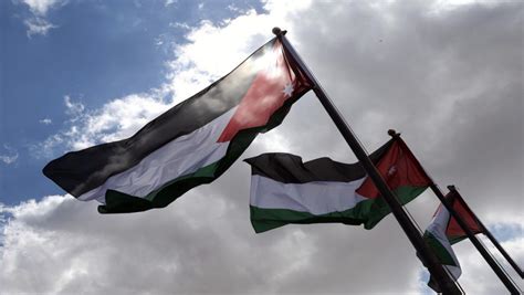 jordanian flag stands tall  kingdom  celebrate  national day