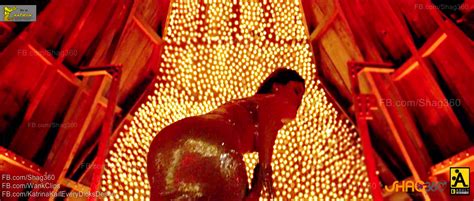 Naked Kareena Kapoor Khan In Brothers