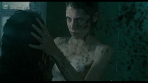 Naked Inés Efron in XXY