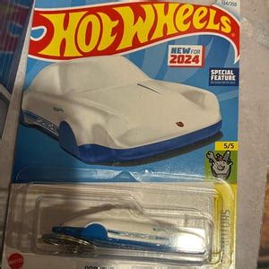 Hot Wheels Porsche Carrera Keychain Etsy