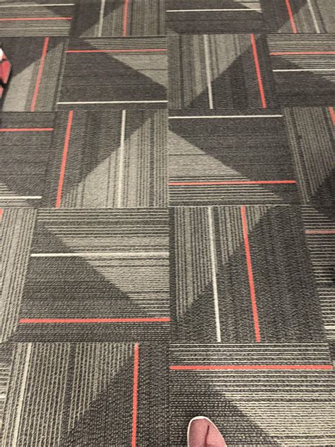 At Hibbett Sports : r/mildlyinfuriating