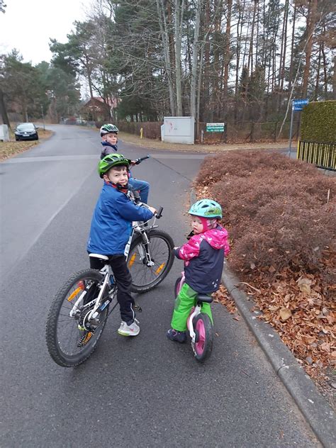 Lea, Tom und Max wünschen eine schöne Vorweihnachtszeit – SV Laubusch ...