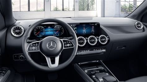 2022 Mercedes GLA Interior – Lockhart Automotive