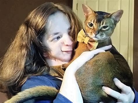 About Me – Sarah Leone